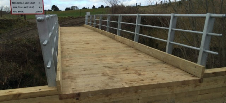 Wooden deck, steel truss bridge Dannevirke